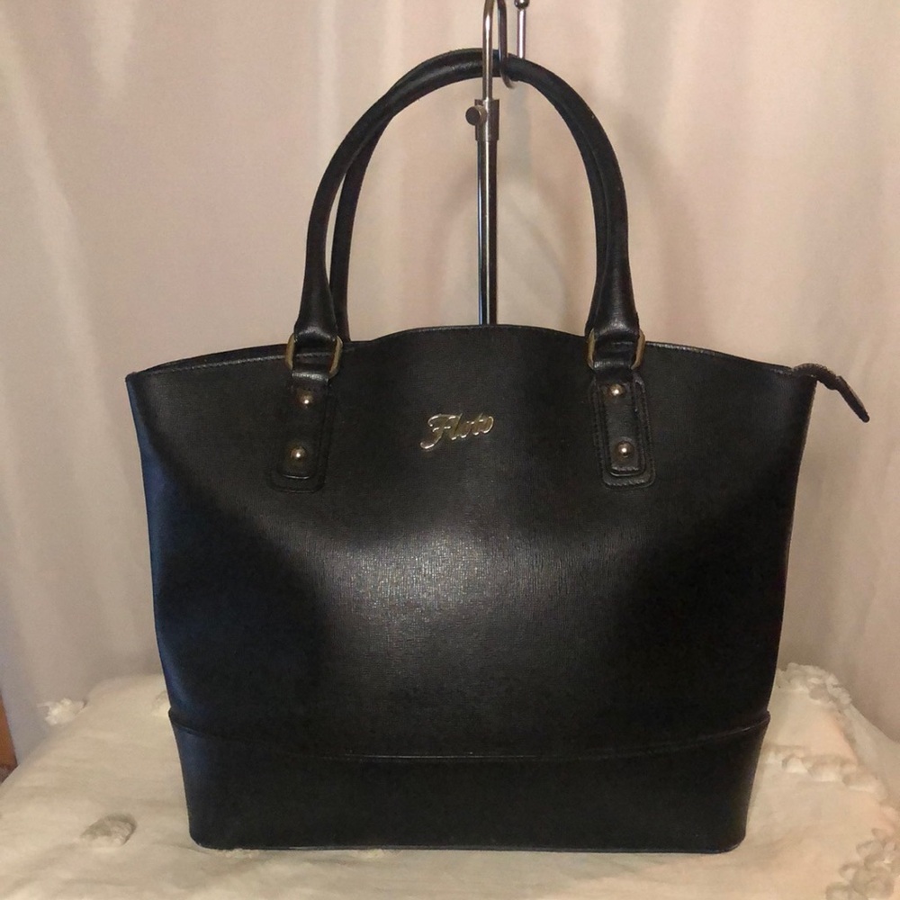FLOTO black genuine leather tote handbag. Gold hardware and feet. Made in Italy.